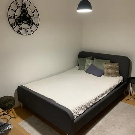 Your 7 With Parking *