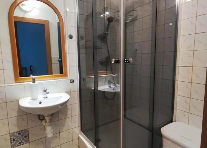 Your 7 With Parking *